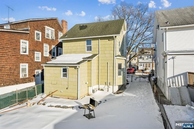 96-98 Beaumont Place, Newark, NJ 07104