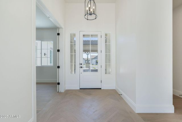 2099 N 77th Place, Mesa, AZ 85207