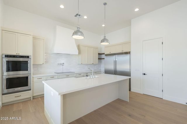 2099 N 77th Place, Mesa, AZ 85207