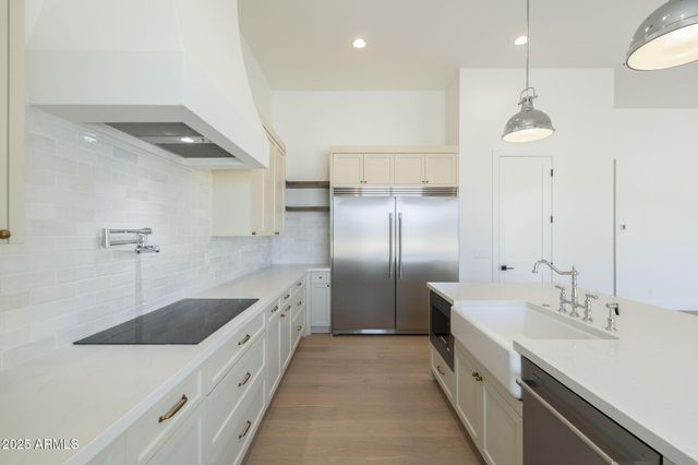 2099 N 77th Place, Mesa, AZ 85207