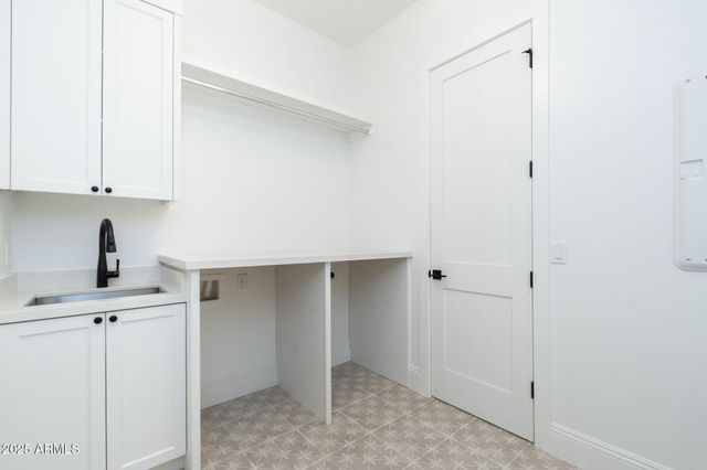 2099 N 77th Place, Mesa, AZ 85207