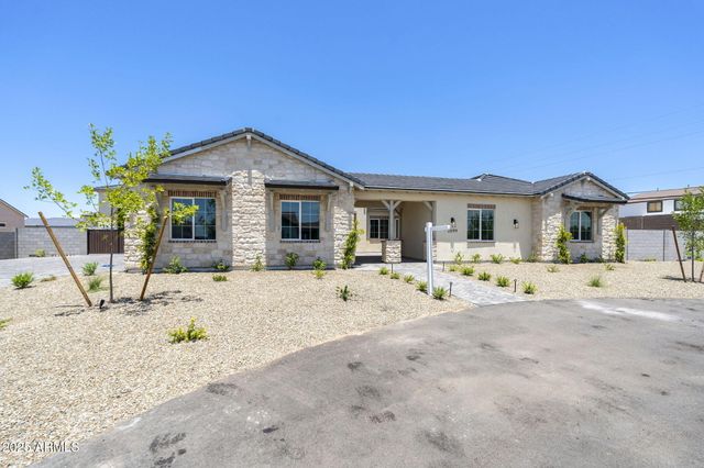 2099 N 77th Place, Mesa, AZ 85207