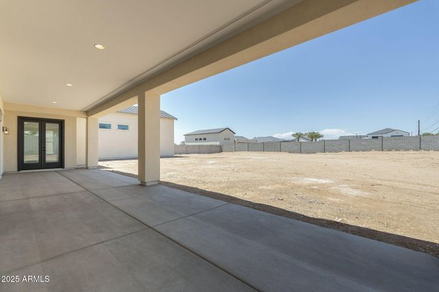 2099 N 77th Place, Mesa, AZ 85207