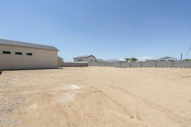 2099 N 77th Place, Mesa, AZ 85207