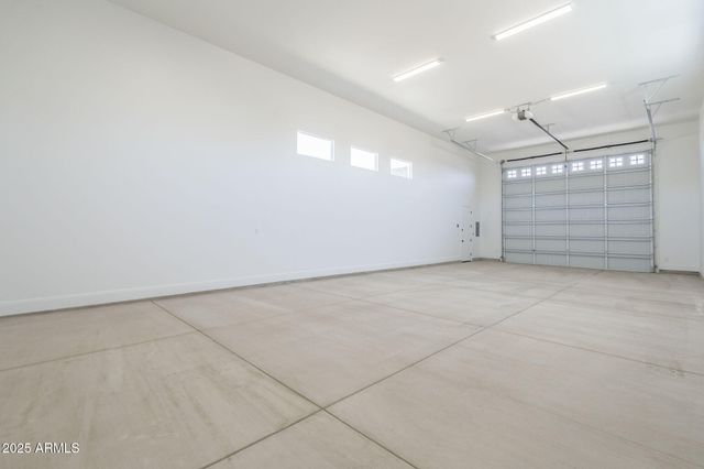 2099 N 77th Place, Mesa, AZ 85207