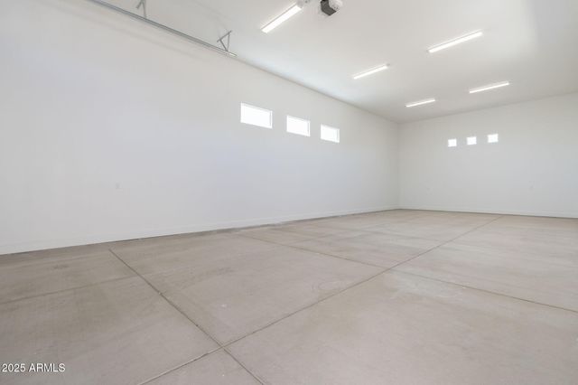 2099 N 77th Place, Mesa, AZ 85207