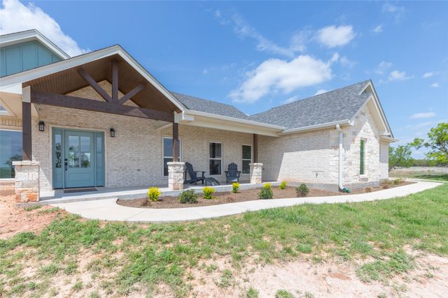 1700 County Road 207, Ovalo, TX 79541