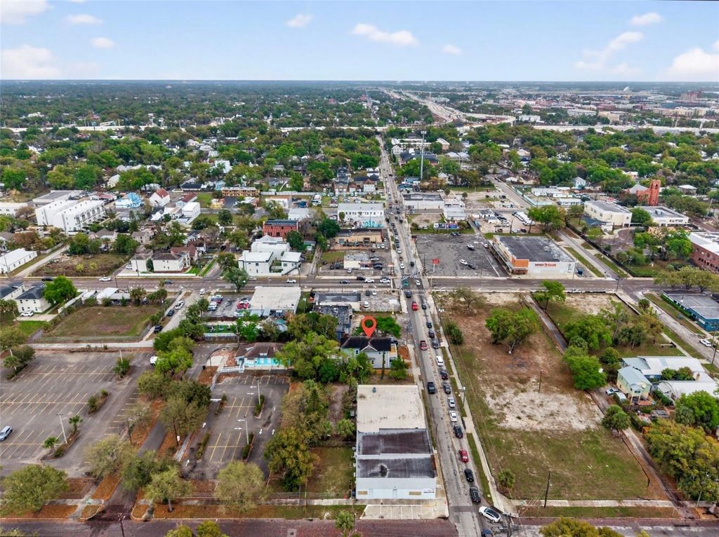 Image 32 of property listing at 105 W COLUMBUS DRIVE, Tampa, FL 33602