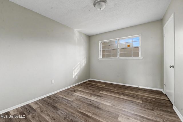 13101 Dedeaux Road, Gulfport, MS 39503