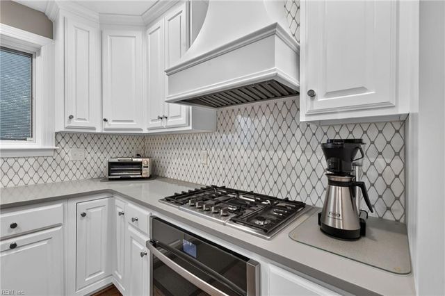 1402 Runnymede RD, Norfolk, VA 23505