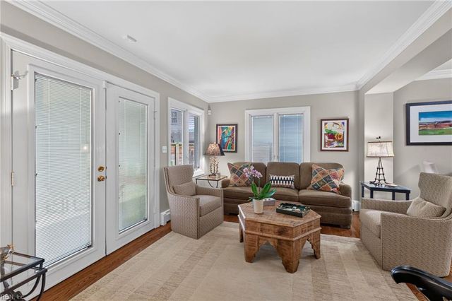 1402 Runnymede RD, Norfolk, VA 23505