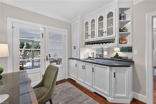 1402 Runnymede RD, Norfolk, VA 23505