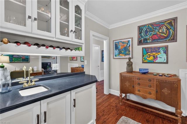 1402 Runnymede RD, Norfolk, VA 23505