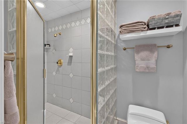 1402 Runnymede RD, Norfolk, VA 23505