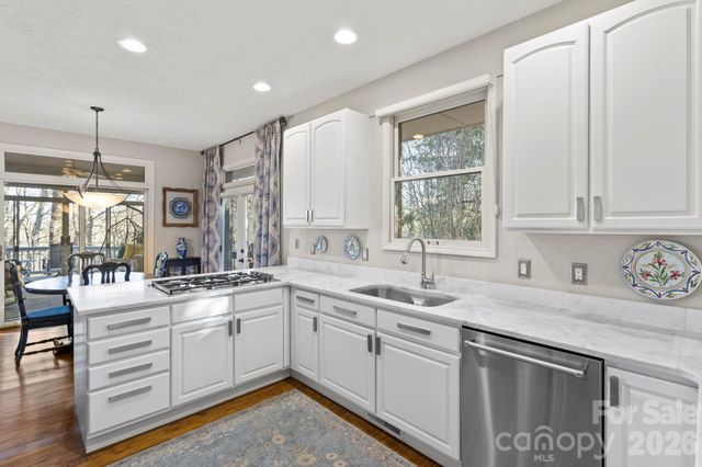 103 Bellshire Drive, Flat Rock, NC 28731