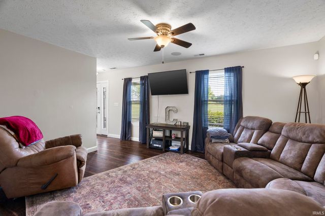 940 Voyager Way, Lafayette, IN 47909