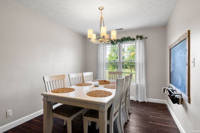 940 Voyager Way, Lafayette, IN 47909