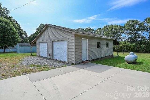 6920 Indian Trail Fairview Road, Indian Trail, NC 28079