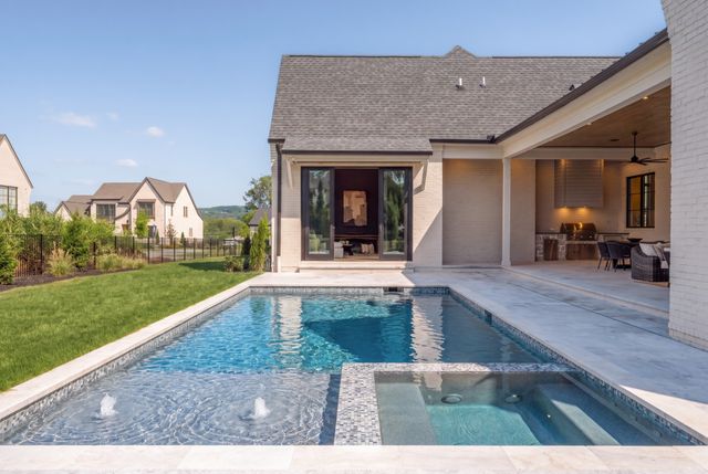 8128 Boiling Springs Pl, Brentwood, TN 37027