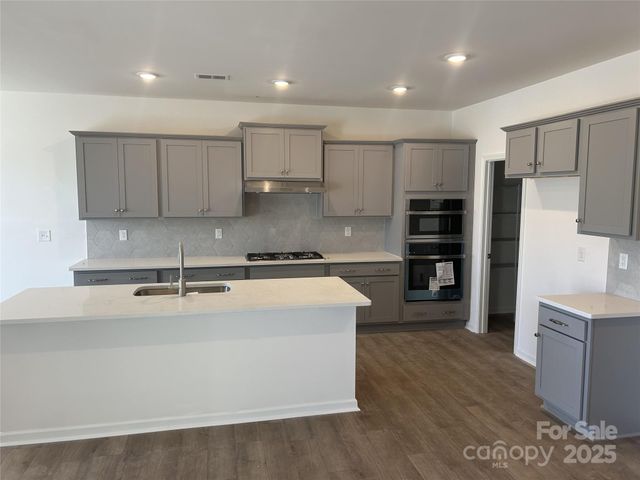 1320 Fremont Drive, Wingate, NC 28174