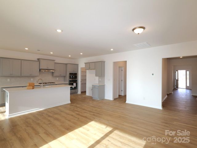 1320 Fremont Drive, Wingate, NC 28174