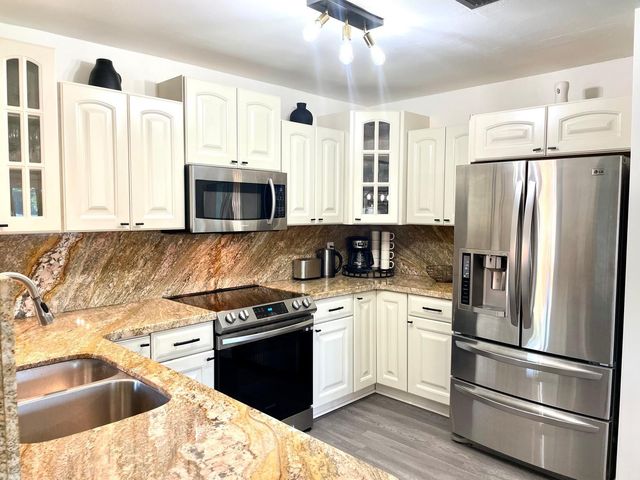 2809 SW 46th Street, Dania Beach, FL 33312