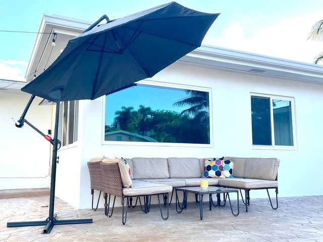 2809 SW 46th Street, Dania Beach, FL 33312