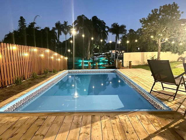 2809 SW 46th Street, Dania Beach, FL 33312