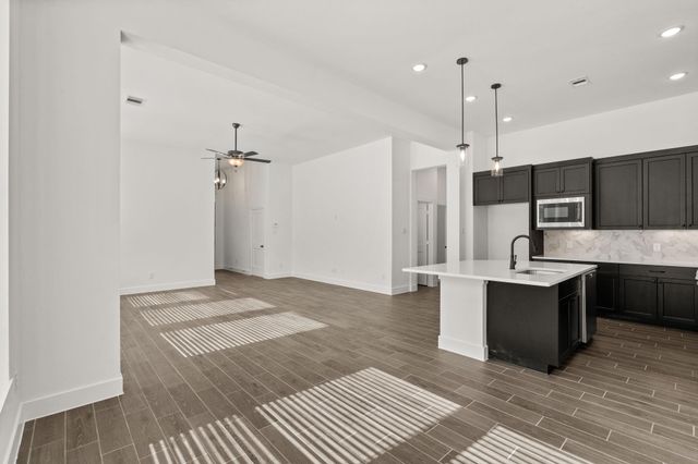 4707 Harrington Gate Drive, Texas City, TX 77590