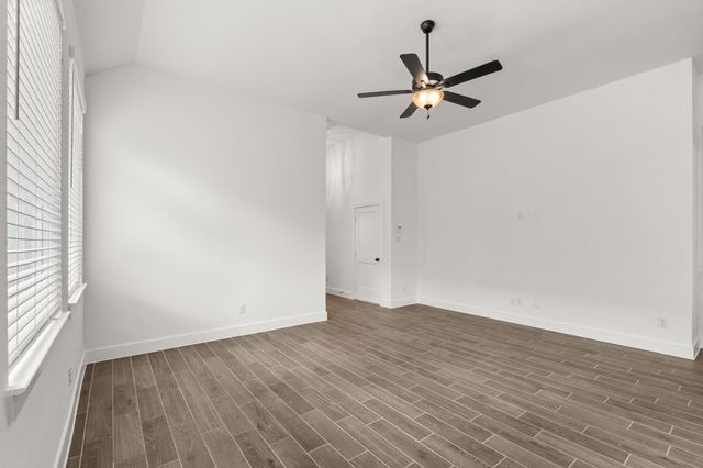 4707 Harrington Gate Drive, Texas City, TX 77590