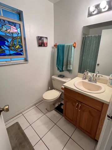 2101 Champions Way, North Lauderdale, FL 33068