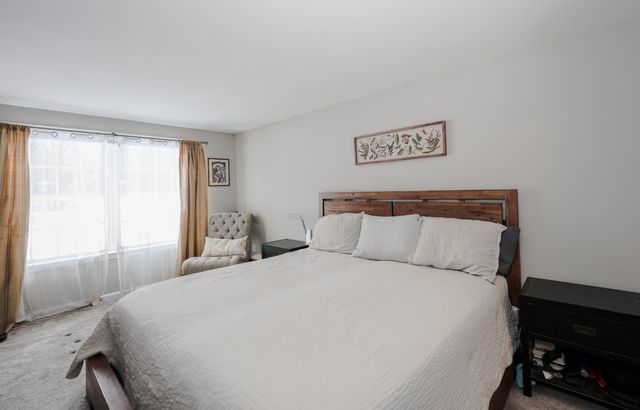 16 Molly Way, Epping, NH 03842