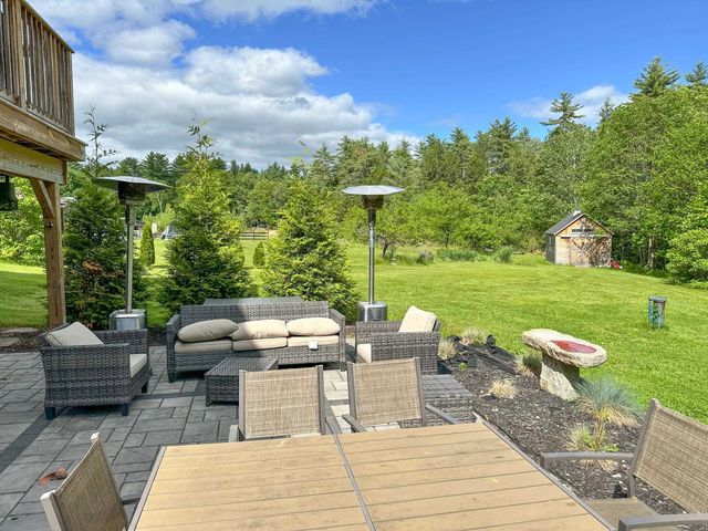 16 Molly Way, Epping, NH 03842