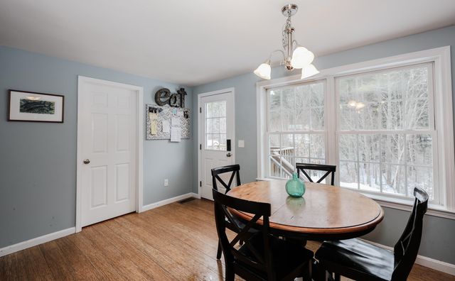 16 Molly Way, Epping, NH 03842