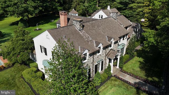 896 E TOWNSHIP LINE RD, Blue Bell, PA 19422