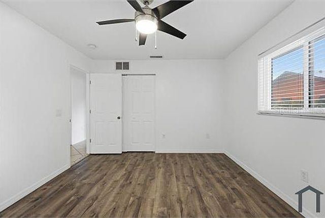 4404 MEADOW CREEK CIRCLE, Sarasota, FL 34233
