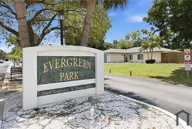4404 MEADOW CREEK CIRCLE, Sarasota, FL 34233