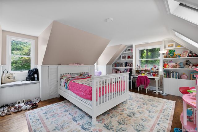 9 Three Sisters Road, Saint James, NY 11780