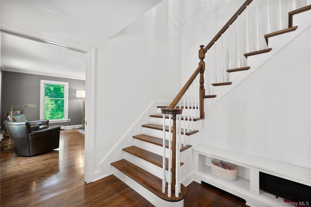 9 Three Sisters Road, Saint James, NY 11780