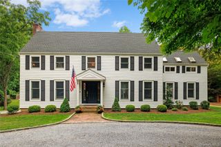 9 Three Sisters Road, Saint James, NY 11780