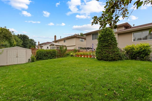 2141 W Cimarron Way, Addison, IL 60101