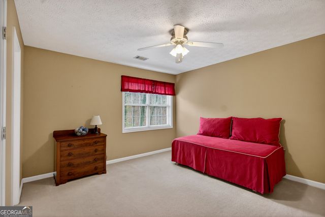 102 Cameron Pointe Drive, Lagrange, GA 30240