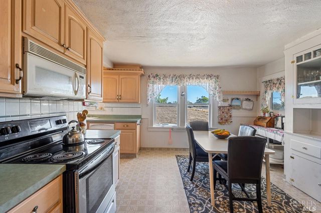 4091 Lakeville Hwy, Petaluma, CA 94954