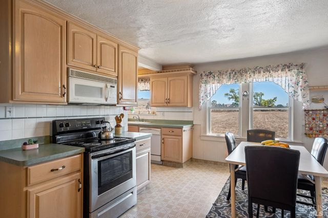 4091 Lakeville Hwy, Petaluma, CA 94954