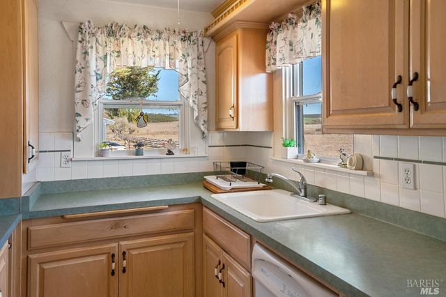 4091 Lakeville Hwy, Petaluma, CA 94954