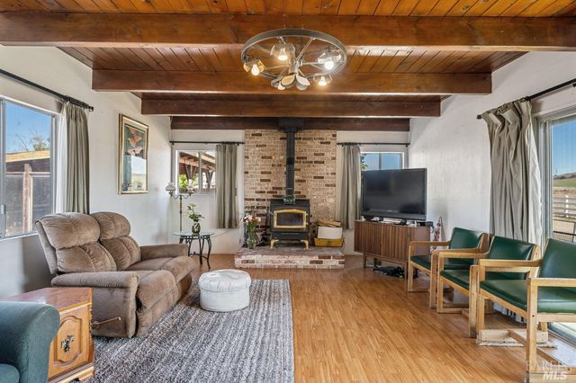 4091 Lakeville Hwy, Petaluma, CA 94954