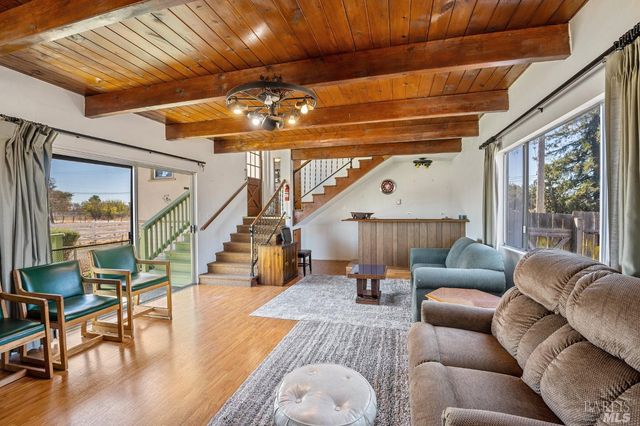 4091 Lakeville Hwy, Petaluma, CA 94954