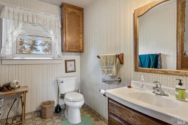 4091 Lakeville Hwy, Petaluma, CA 94954