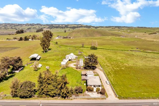 4091 Lakeville Hwy, Petaluma, CA 94954
