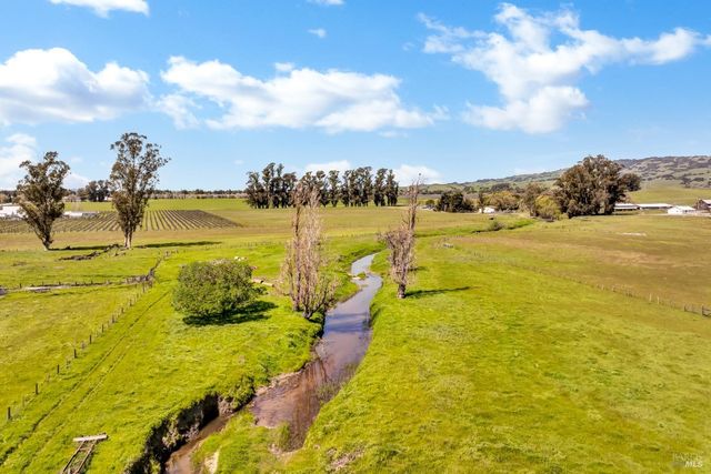 4091 Lakeville Hwy, Petaluma, CA 94954